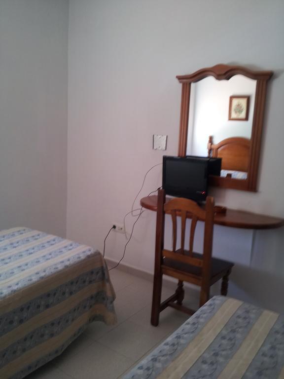 Hotel Real Los Barrios Buitenkant foto